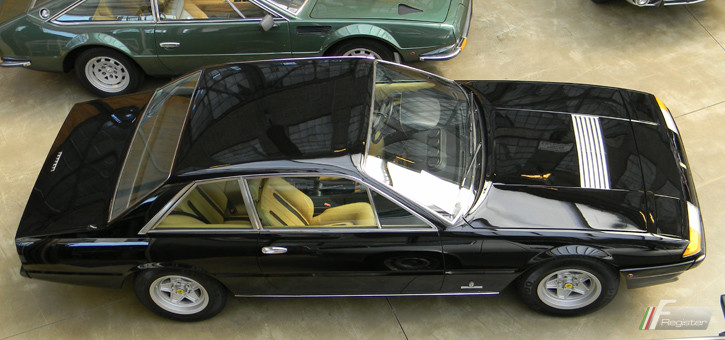 400 GT  (1976 - 1979)